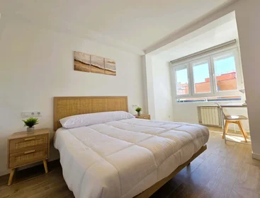 Private room at C. de Italia, 11, 28943 Fuenlabrada, Madrid, España, image 6 of 18
