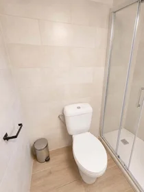 Privatzimmer in der C. Los Batanes, 8, 28803 Alcalá de Henares, Madrid, España, bild 12 von 25