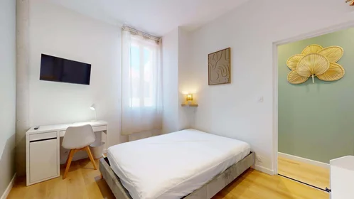 Quarto privado em 9 Imp. Martinon, 33400 Talence, France, imagem 6 de 21