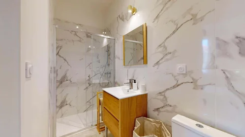 Quarto privado em 9 Imp. Martinon, 33400 Talence, France, imagem 7 de 21