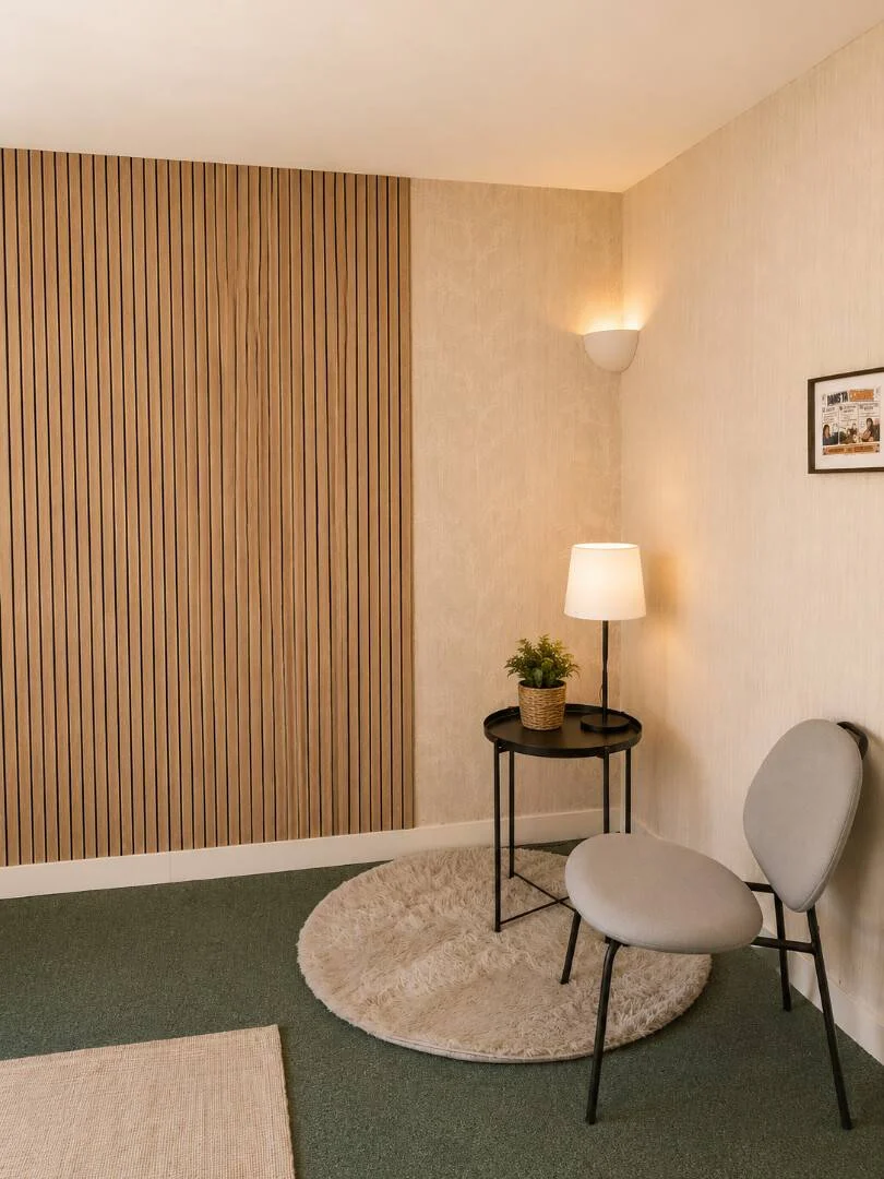 Bright and airy student room with easy university access in 