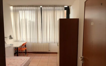 Private room at Via Alessandro Brisse, image 1 of 10