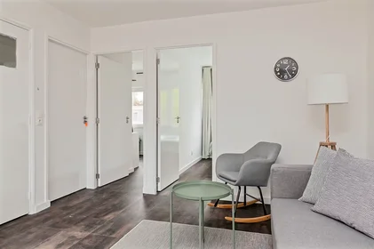 Stanza privata in Van Heuven Goedhartlaan, Kanaleneiland, immagine 2 di 8