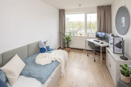 Habitación privada en THE FIZZ Bremen Bremen 28359, imagen 7 de 12