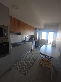 Habitación privada en Rua Morgado Setúbal, imagen 3 de 9