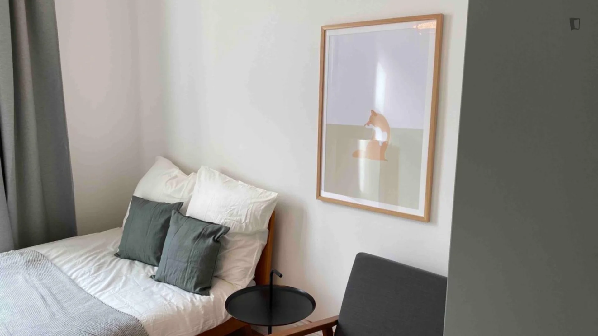 Habitación para estudiantes en  con modernas comodidades