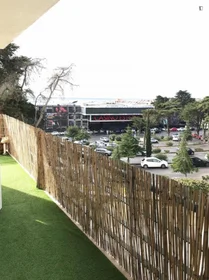 Stanza privata in Avenida General Carmona, immagine 19 di 20