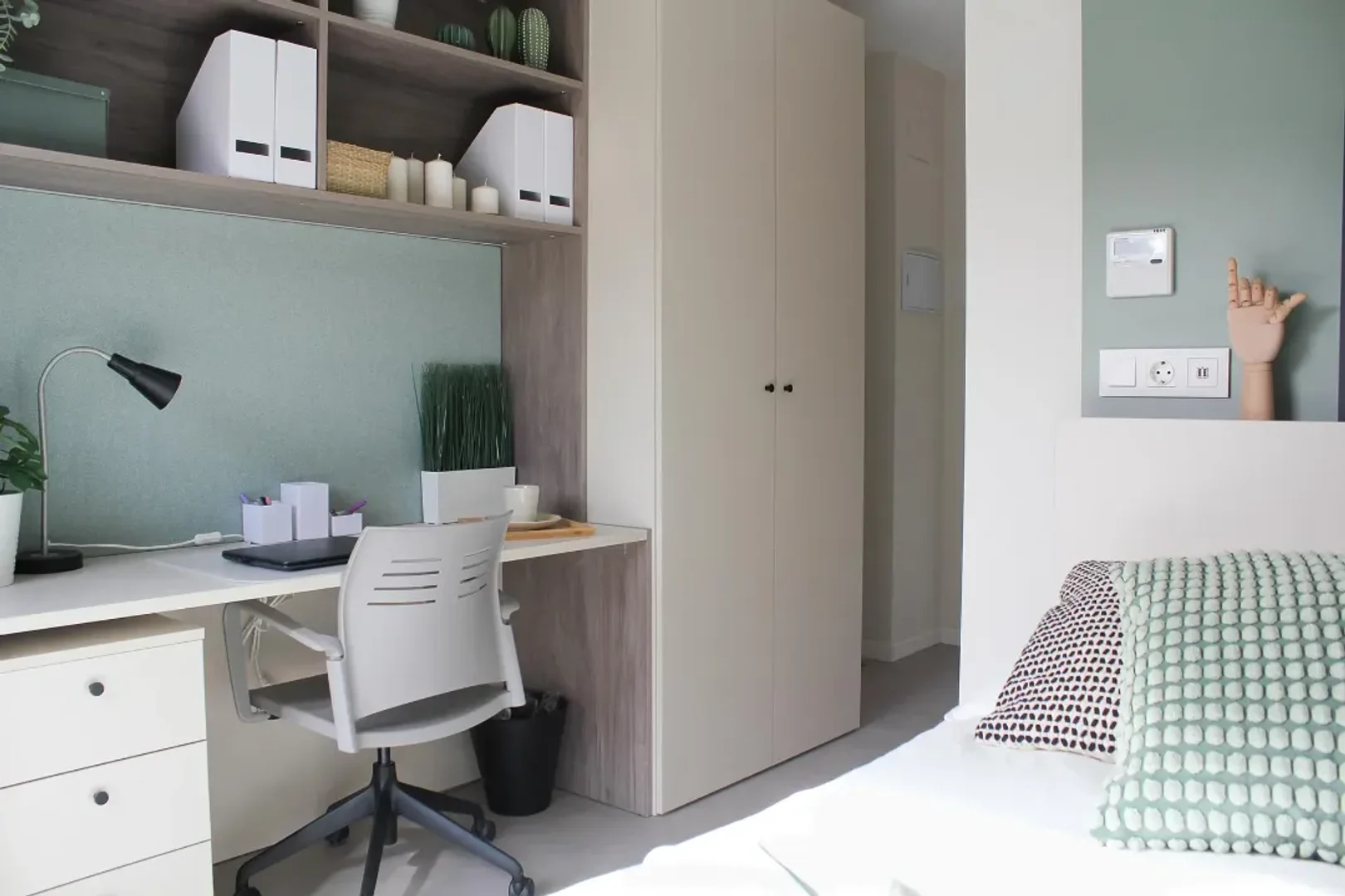 Chambre d'étudiant confortable et spacieuse dans 