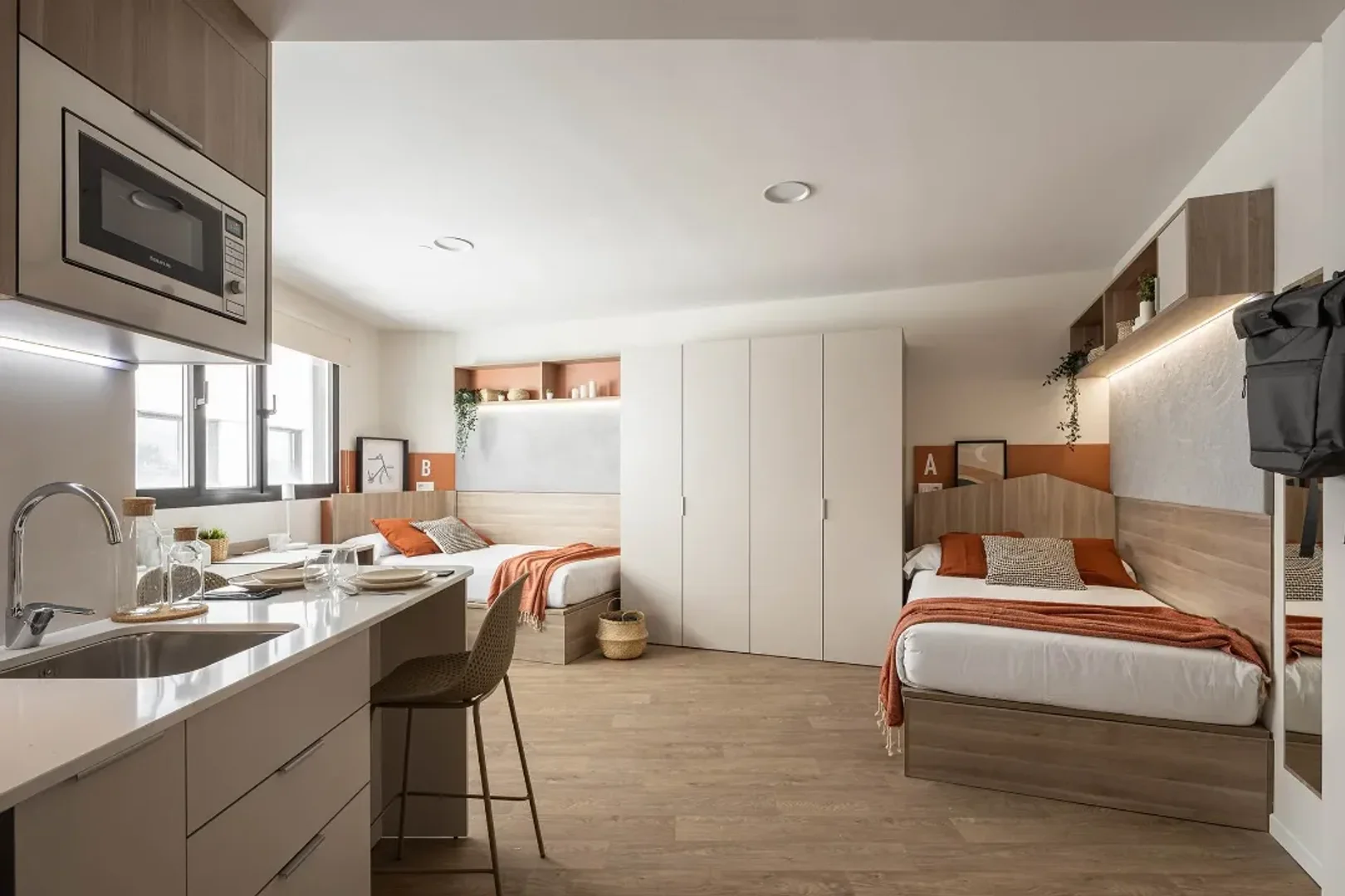 Functional student room perfect for studying in 