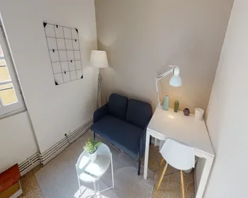 Habitación privada en Rue du Faubourg du Courreau, imagen 4 de 17