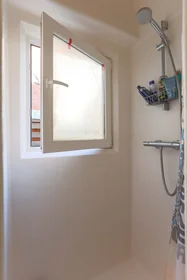 Private room at Akkerstraat, image 3 of 6