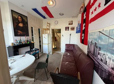 Private room at Bloemstraat, image 4 of 8