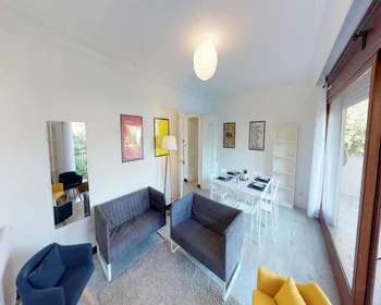 Quarto privado em rue des Hospices, imagem 6 de 13