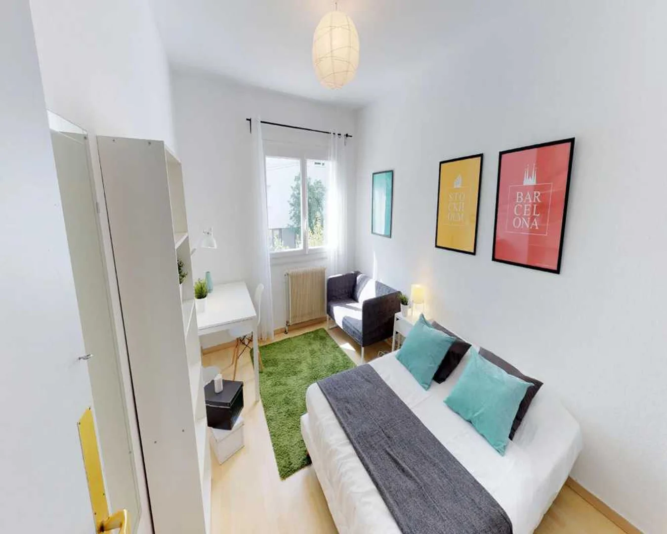 Quarto amigo do estudante em  com comodidades modernas