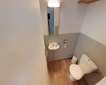 Quarto privado em rue des Hospices, imagem 11 de 13