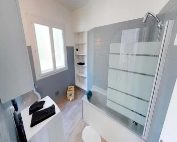 Quarto privado em rue des Hospices, imagem 13 de 13