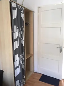 Private room at Sint-Janstraat, image 5 of 17