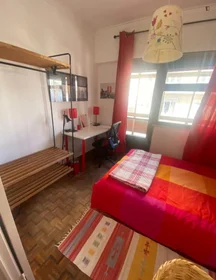 Entire apartment at Alameda das Linhas de Torres, image 17 of 20