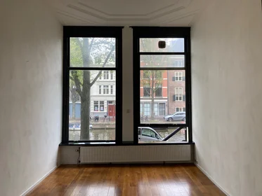 Entire apartment at Oudezijds Voorburgwal, image 1 of 10