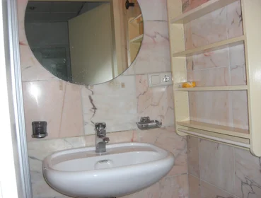 Apartamento inteiro em Henk van den Broeklaan, imagem 6 de 9