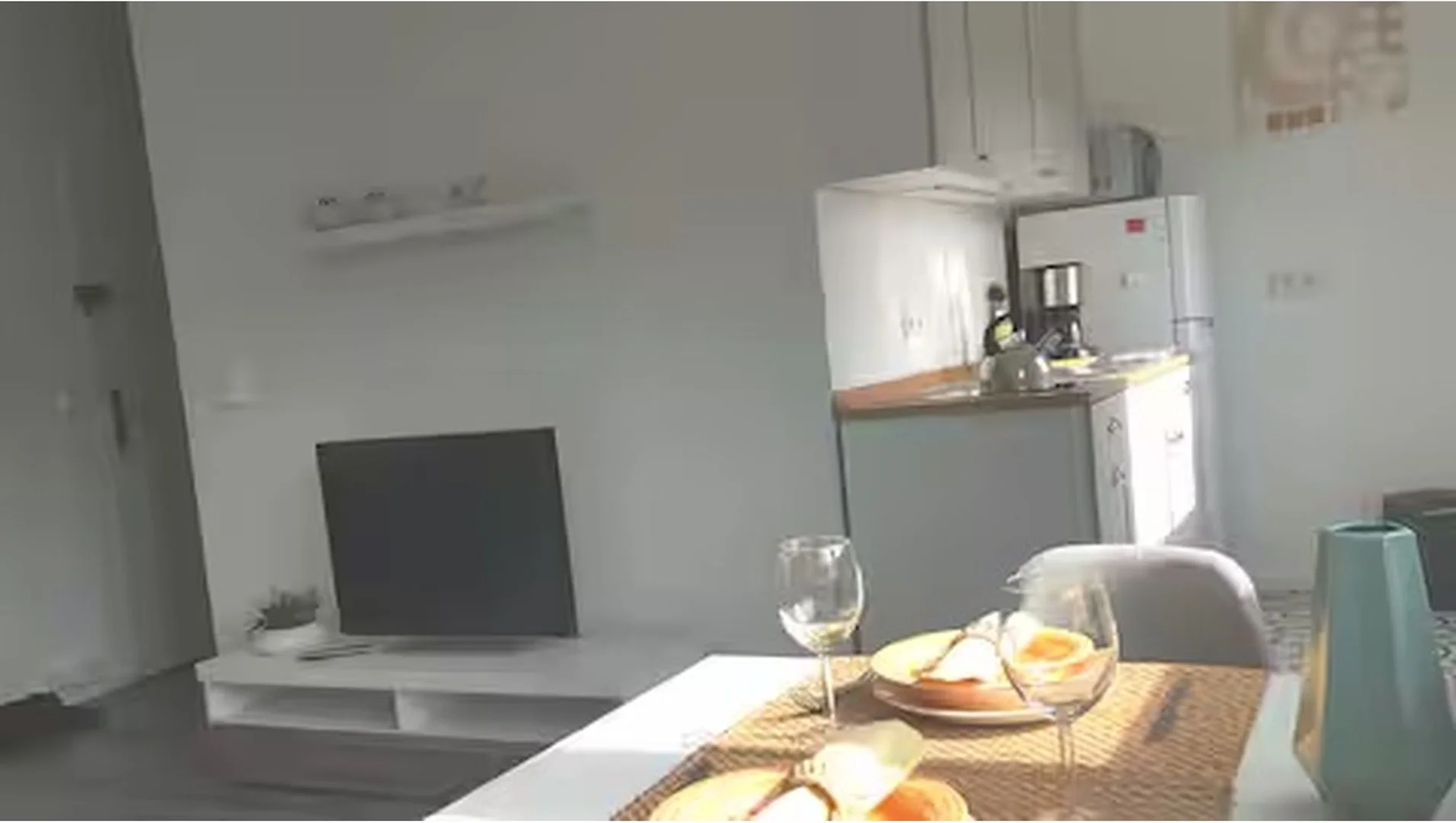 Fully equipped studio flat for students in 
