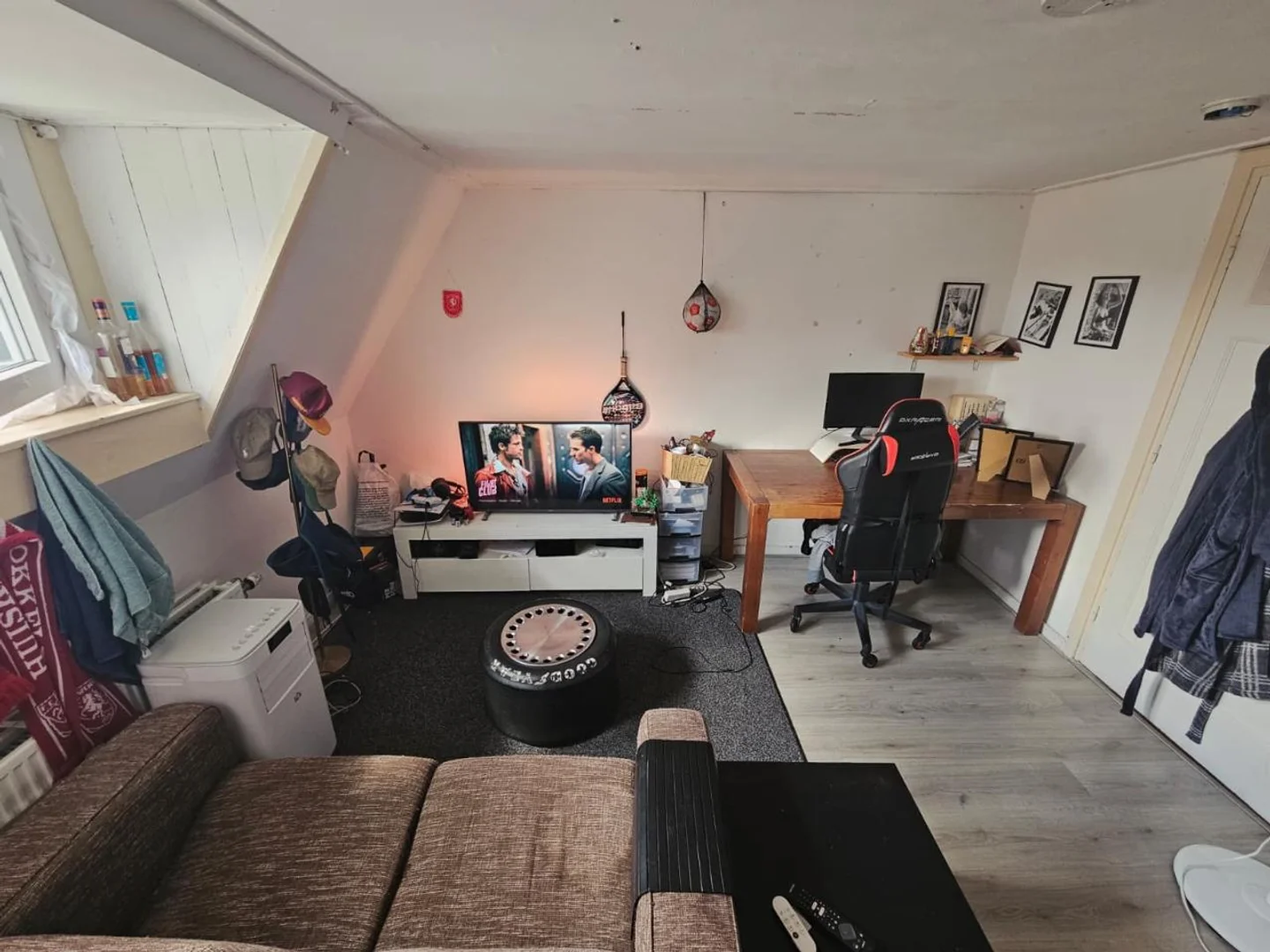 Chambre d'étudiant économique avec emplacement pratique dans 