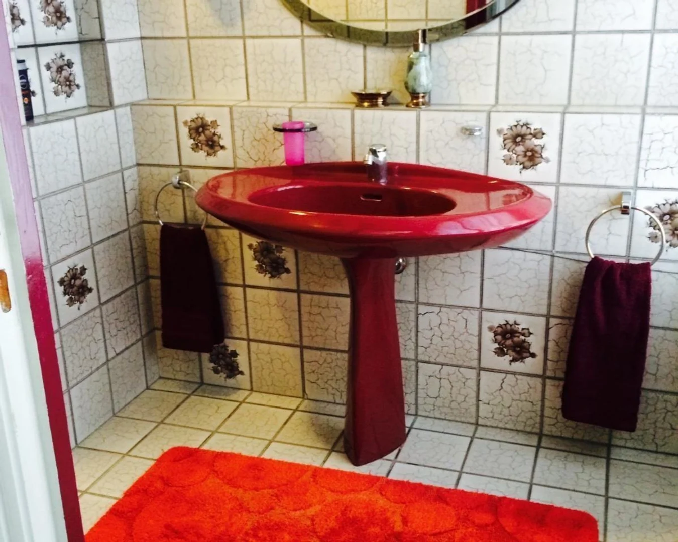 Quarto amigo do estudante em  com comodidades modernas