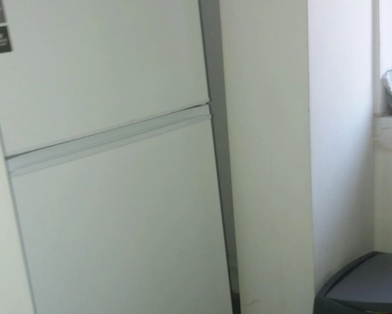 Bright and airy student room with easy university access in 