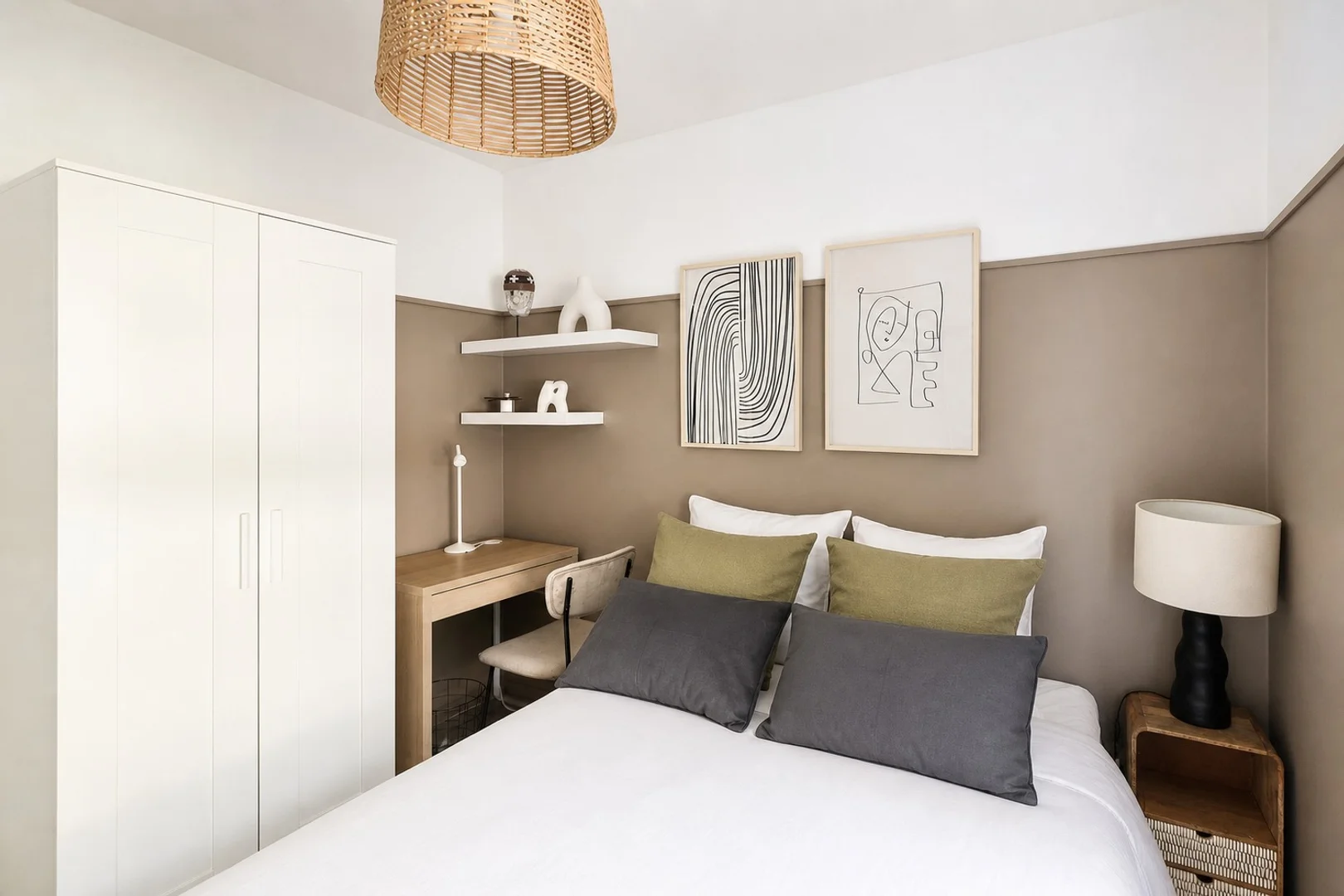 Habitación estudiantil económica con ubicación conveniente en 