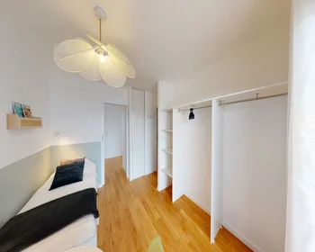 Private room at rue Toni Morrison, image 2 of 18