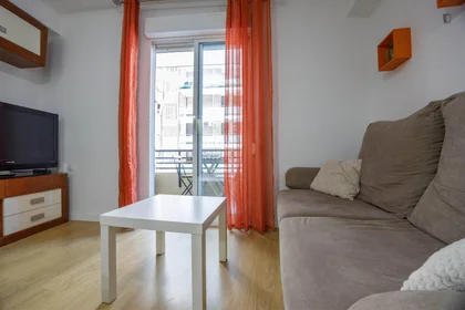 Habitación privada en Carrer de Jaca, imagen 8 de 16