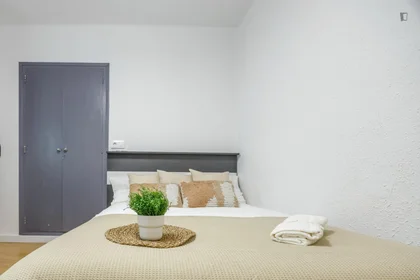 Habitación privada en Carrer de Jaca, imagen 3 de 18