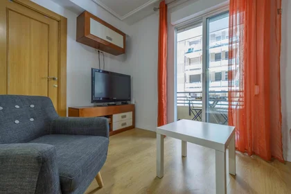 Habitación privada en Carrer de Jaca, imagen 8 de 18