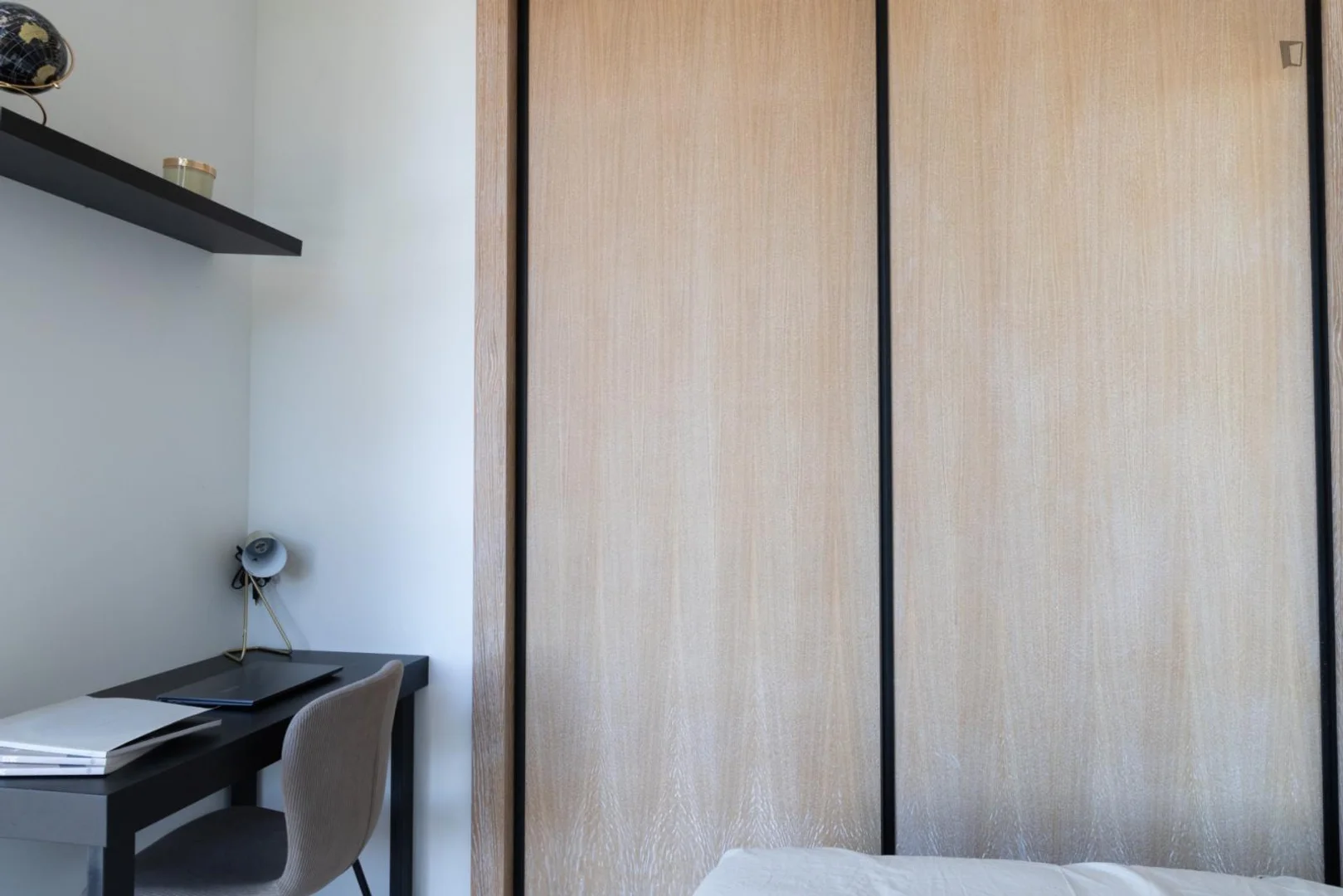 Self-contained studio for students in central 