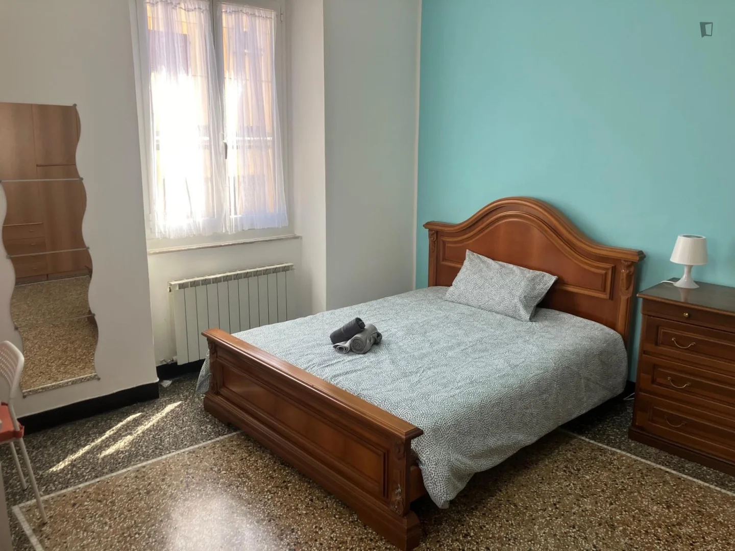 Budget-friendly student room close to campus in 