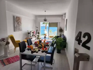 Appartamento intero in 28 October Avenue, immagine 7 di 15