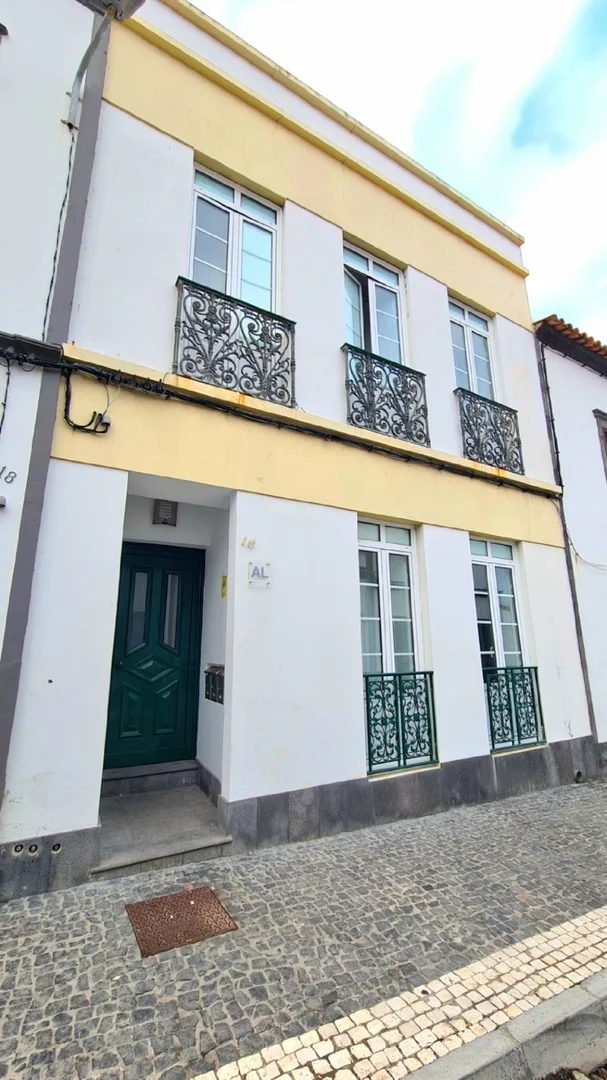 2ª Rua de Santa Clara 16