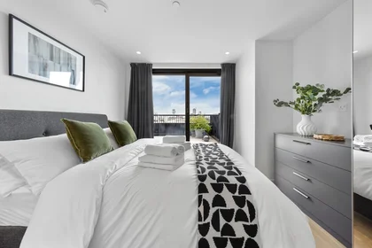 Entire apartment at Red House, Lawrence Road 67, image 25 of 46