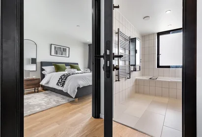 Entire apartment at Red House, Lawrence Road 67, image 35 of 46