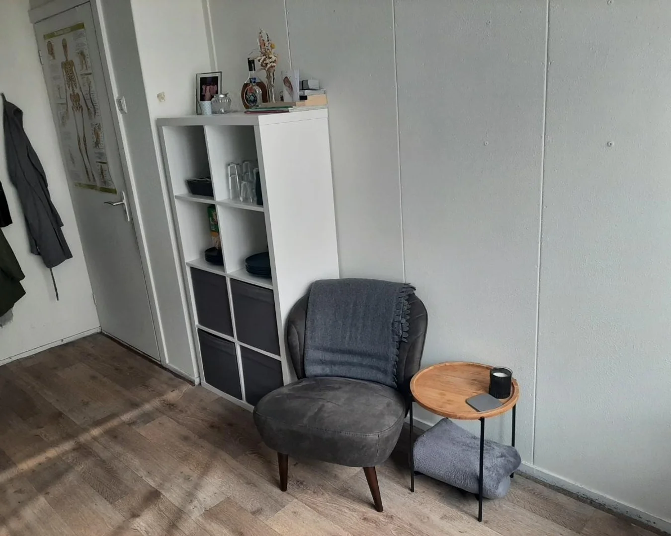 Cozy room for students available in 