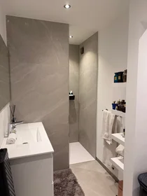 Quarto privado em Plantijnstraat, imagem 5 de 7
