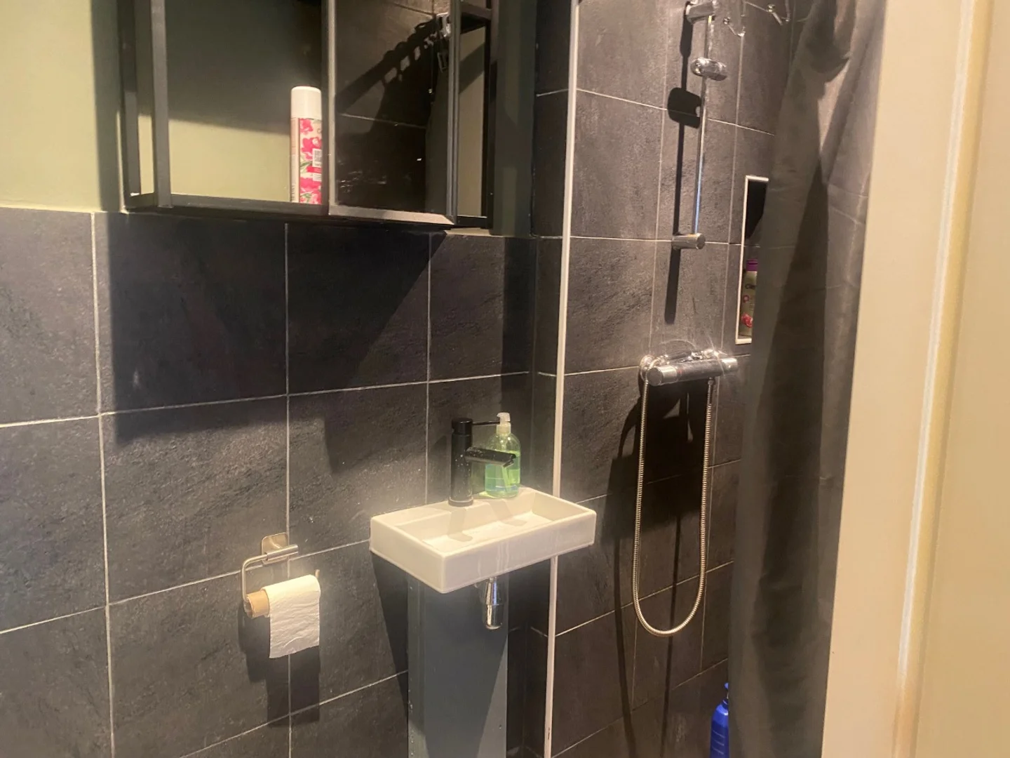 Convenient studio apartment for student living in 