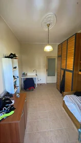 Habitación privada en Via Doberdò, imagen 1 de 10
