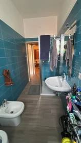 Habitación privada en Via Doberdò, imagen 9 de 10