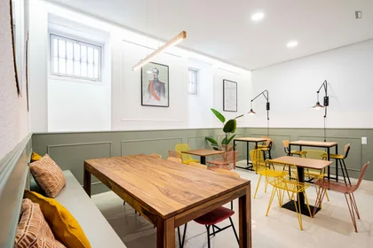 Habitación privada en residencia en Calle de San Lorenzo, imagen 18 de 28