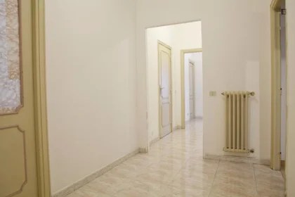 Chambre privée à Via Lero, image 11 de 16