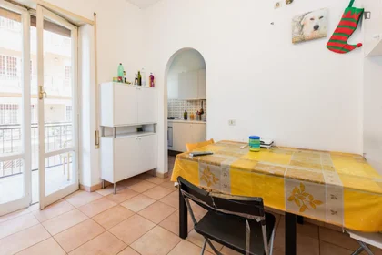Chambre privée à Via Lero, image 7 de 16