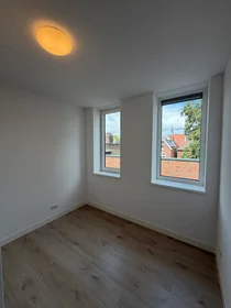 Gesamte Unterkunft in der Stadsgravenstraat, bild 1 von 9