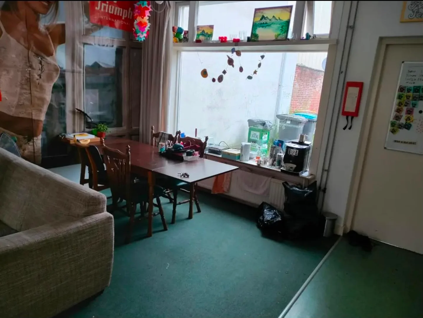 Komfortables und geräumiges Studentenzimmer in 