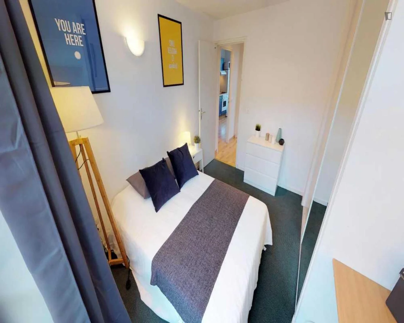 Zimmer in Studentenwohnung in  zu vermieten, voll möbliert